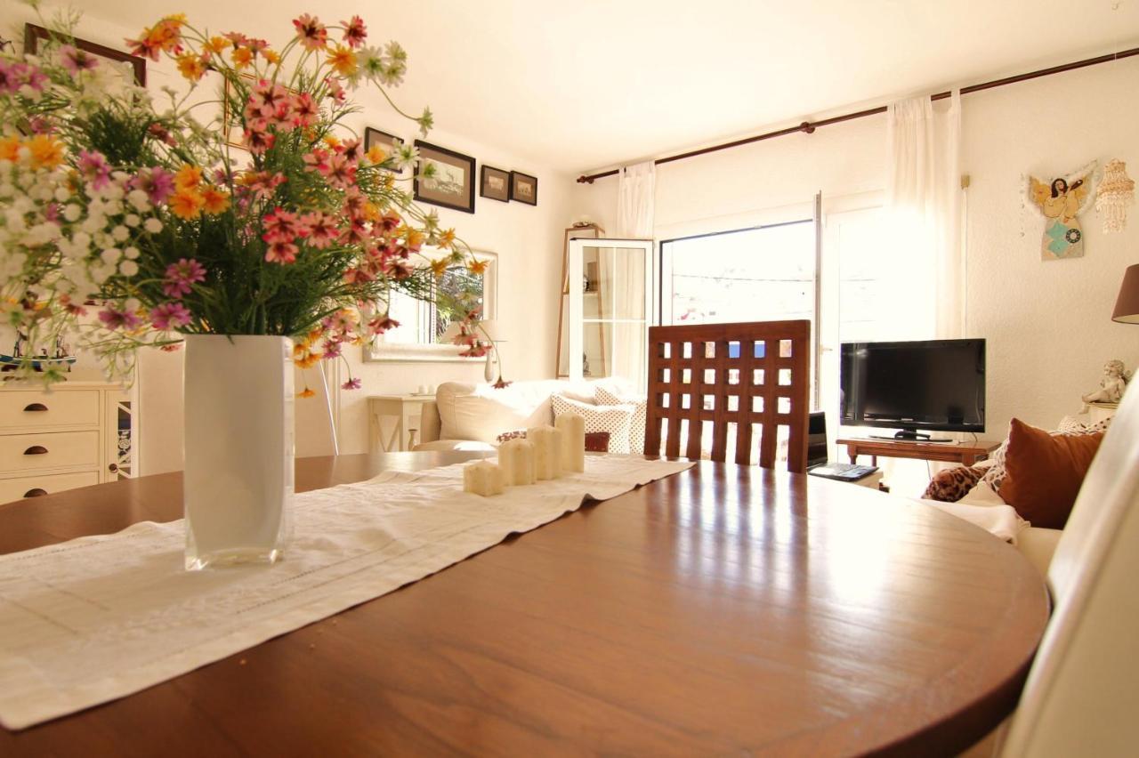 Apartamento Chocolat: A 1 Minuto De La Playa Sitges Exterior foto