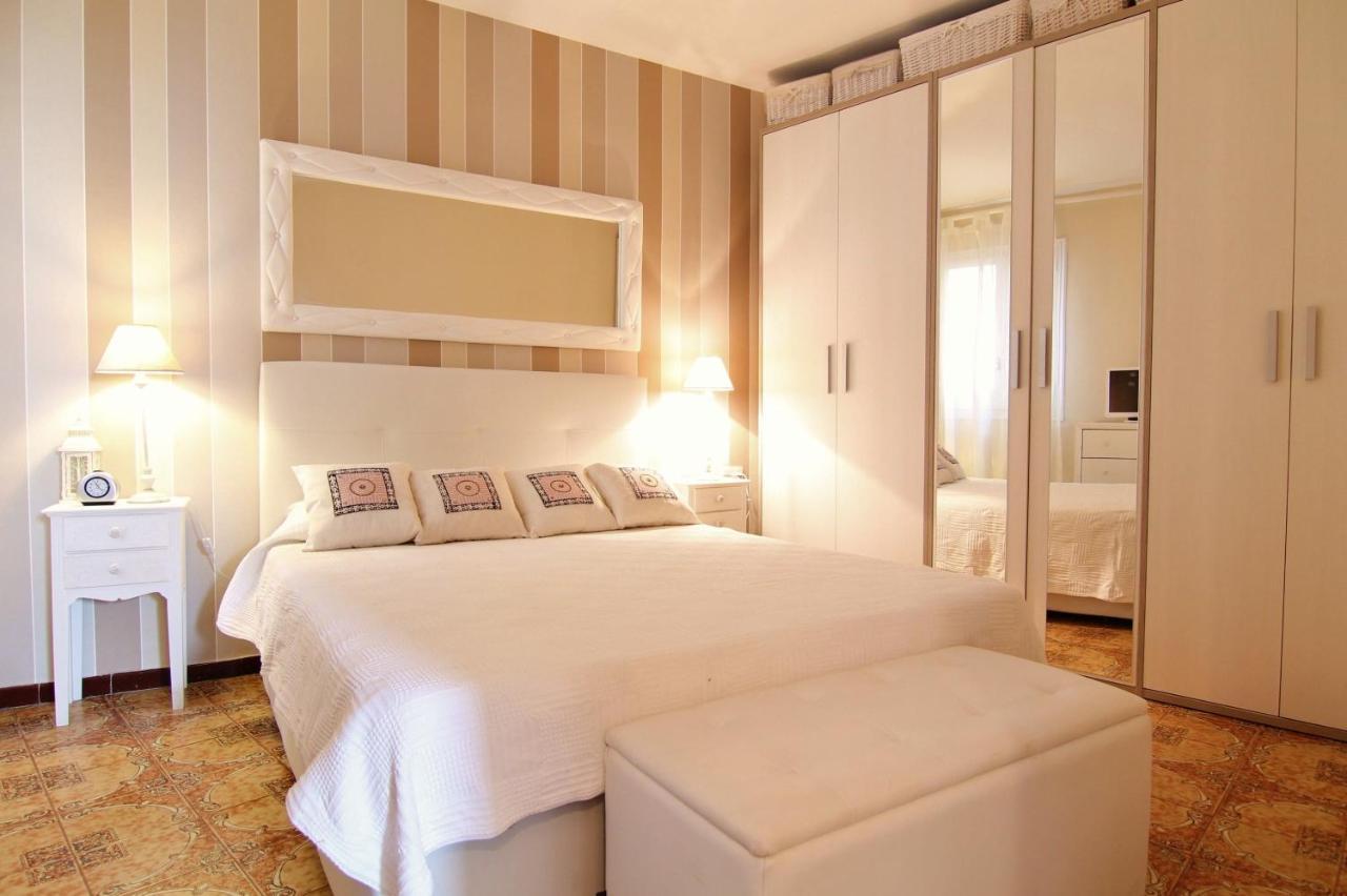 Apartamento Chocolat: A 1 Minuto De La Playa Sitges Exterior foto